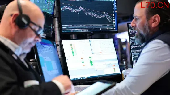 午盘：美股继续攀升 纳指上涨1.6%